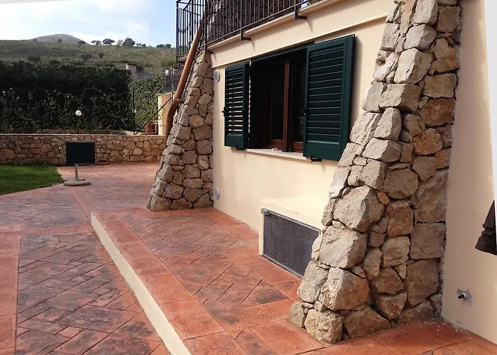 Kır Evi Suber Sperlonga